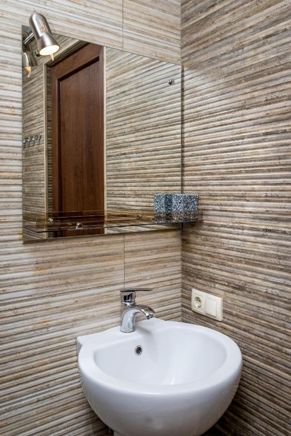 Hb Apartments Mari Brose Tbilisi ภายนอก รูปภาพ